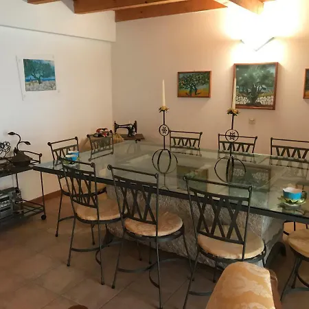Cica Pavlovich Apartment *